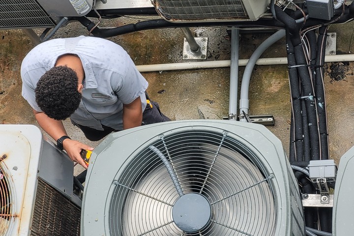 Young Hvac Technician Millennial Has Modern Equipm 2026 01 09 00 03 37 Utc